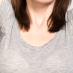 Os 5 passos que usei para eliminar manchas de desodorante sem gastar com produtos caros