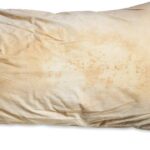 Essas almofadas podem se tornar um viveiro de bactérias, suor e saliva ao longo do tempo - Créditos: depositphotos.com / damrong8899