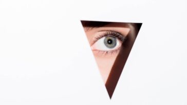 Só 2 em cada 10 pessoas acertam o número total de triângulos