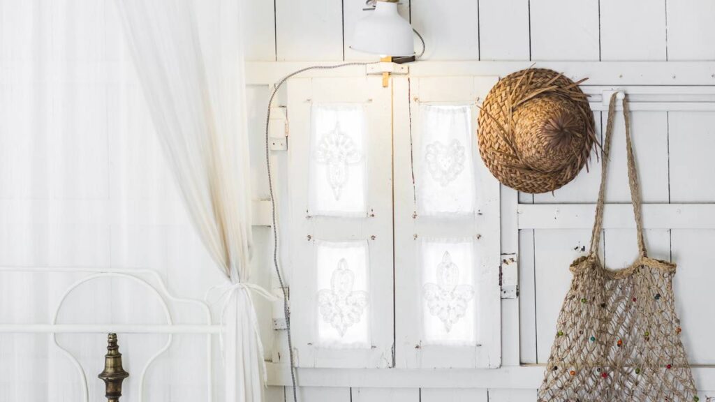 Adeus boho! A tendência mais acolhedora e charmosa do ano usa móveis com história