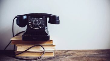 Adeus boho! A tendência mais acolhedora e charmosa do ano usa móveis com história