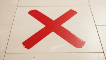 A tendência atual valoriza materiais naturais e texturas mais acolhedoras