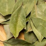 Esse ritual com louro e arroz está atraindo quem acredita em sorte