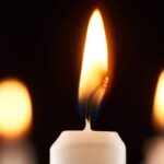 Aprenda a acender vela branca para renovar as energias da casa com leveza