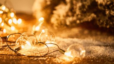 Transforme a entrada da sua casa neste Natal com essa ideia simples e charmosa