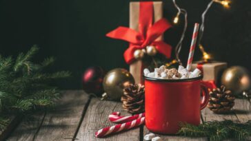 Nem centro de mesa, nem velas, essa ideia de decoração natural vai transformar seu Natal