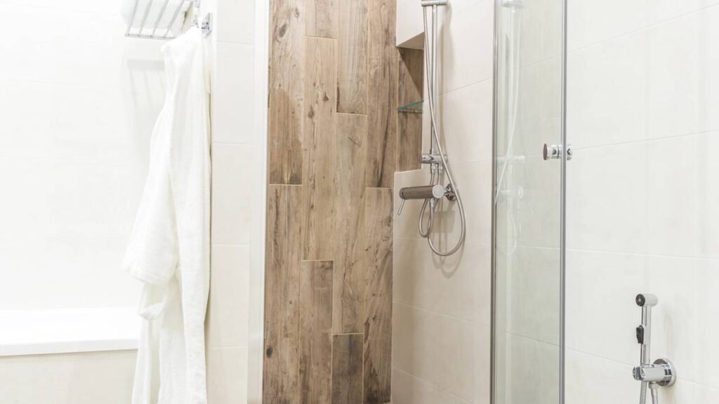 Essa tendência nos banheiros está conquistando quem ama conforto e estilo