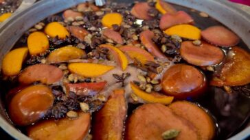 Os 3 ingredientes que deixam sua casa com cheiro de Natal em minutos