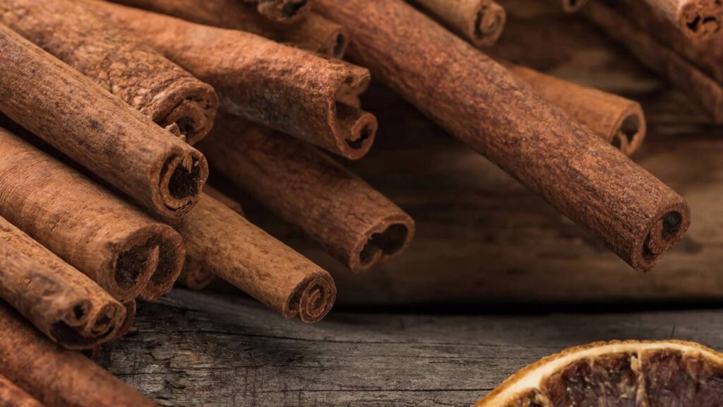 Meus truques favoritos com canela que usei para energizar minha casa com Feng Shui