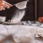 A calda mágica que dá brilho, sabor e umidade aos seus doces favoritos