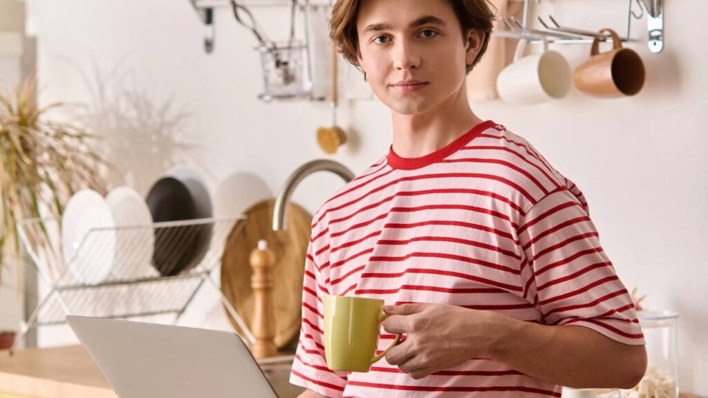 A melhor estratégia para manter a cozinha sempre limpa e organizada