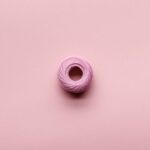 A peça em crochê que está encantando quem ama acessórios delicados