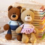 Ursinho amigurumi básico em crochê para presentear com carinho