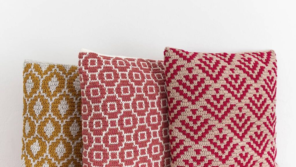 A capa mais bonita e versátil que eu fiz para minha sala com crochê e amor