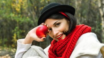 A tendência artesanal que virou febre nos looks de inverno com crochê