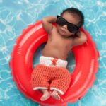 Short de praia em crochê com caimento confortável para dias quentes