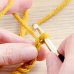 Polaina de crochê para aquecer as pernas com conforto e estilo