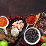 4 motivos para queimar alecrim com cravo e renovar o ar da sua casa