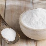 Essa mistura simples salvou meu bolo e meu sofá no mesmo dia