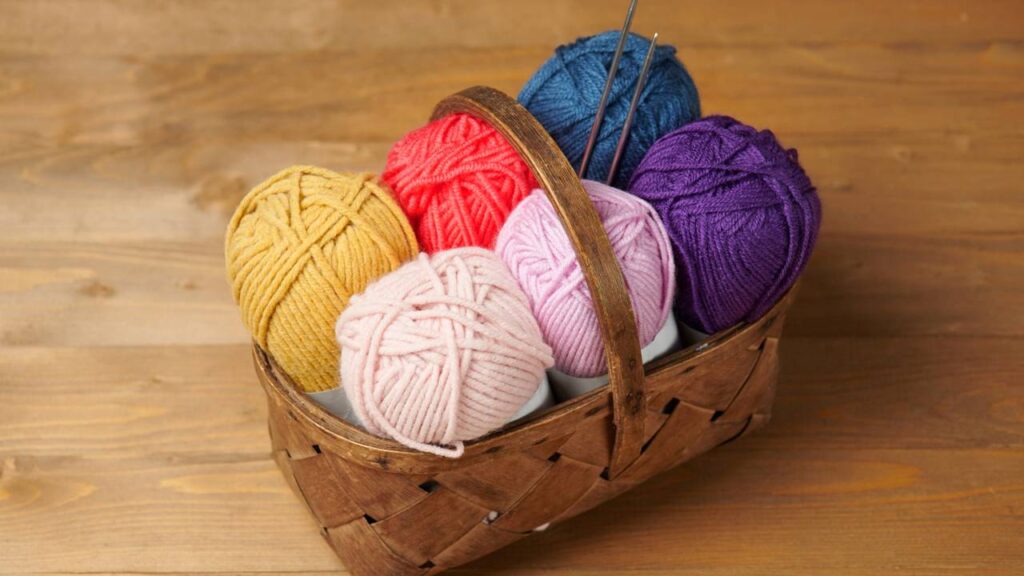 Esse motivo floral em crochê tá deixando as mesas ainda mais charmosas