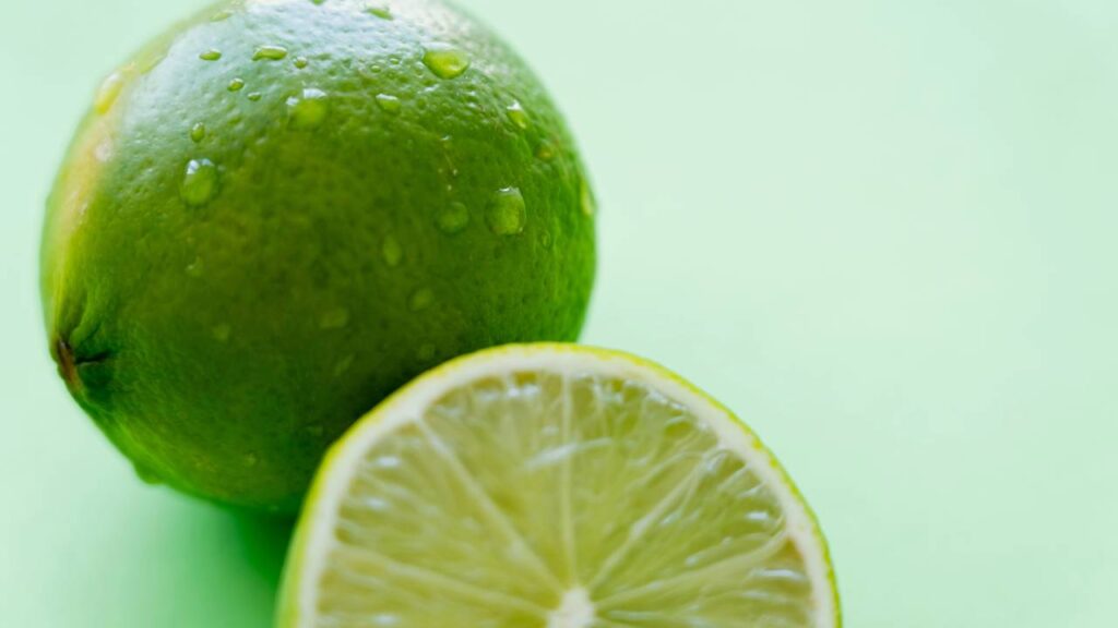 Você vai se surpreender com o que essa mistura faz na limpeza da sua casa