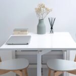 A mesa mais prática e moderna para ambientes pequenos em 2025