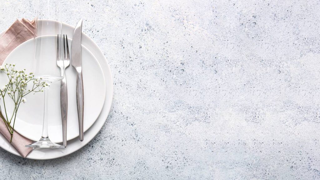 Troquei a toalha de mesa por essa solução moderna e não me arrependi