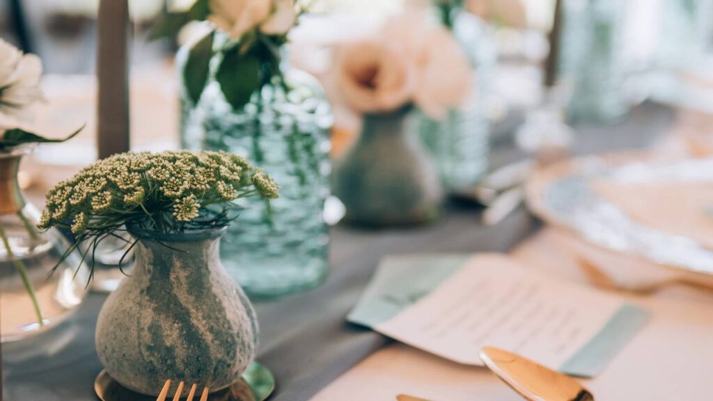 Troquei a toalha de mesa por essa solução moderna e não me arrependi