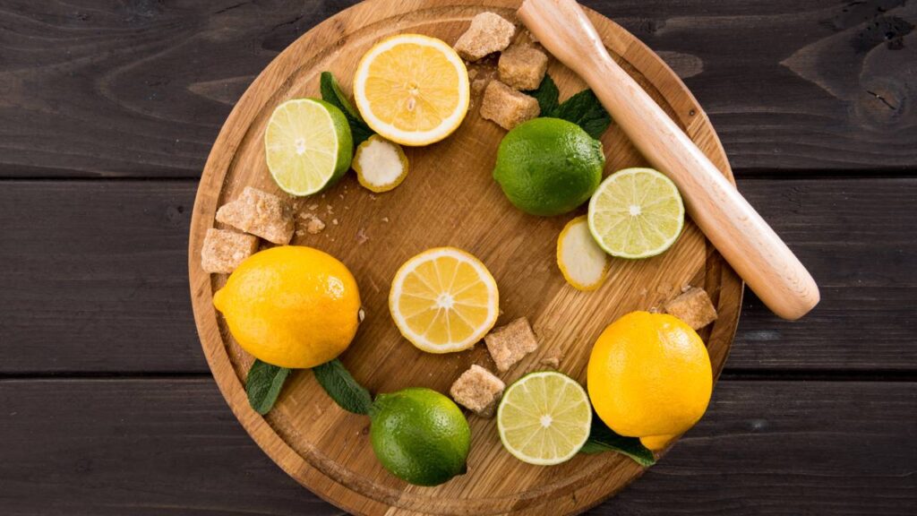 O que acontece quando você junta alecrim com limão em um pote vai te surpreender