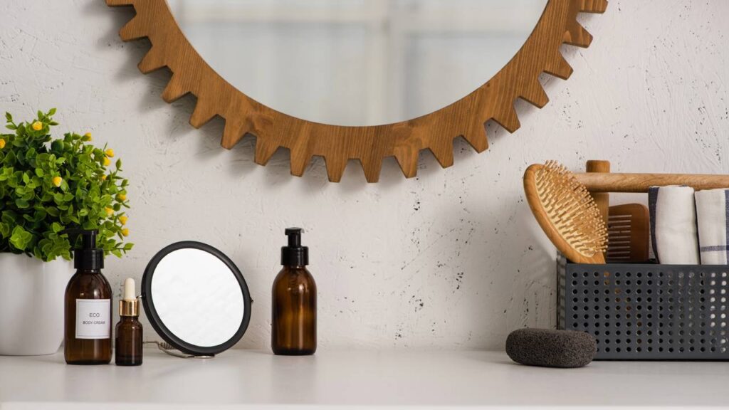 Esse costume antigo voltou a chamar atenção nas casas brasileiras durante tempestades