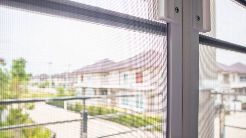 Adeus mosquitos! Você vai querer trocar o mosquiteiro antigo depois de ver esse modelo