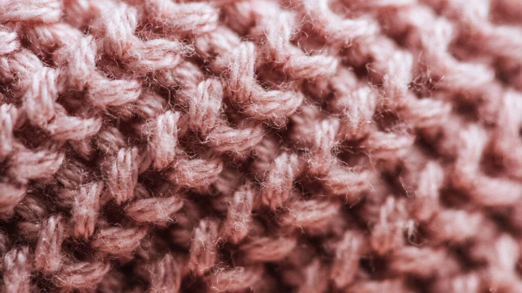 Amigurumi de unicórnio para presentear com criatividade