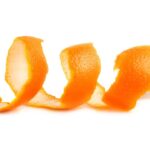 Coloquei casca de laranja no forno com alecrim e o cheiro tomou a casa inteira