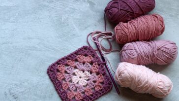 Tapete sensorial de crochê para decorar e estimular os sentidos