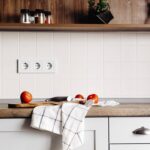 O item que está aposentando o papel-toalha e ganhando espaço nas casas