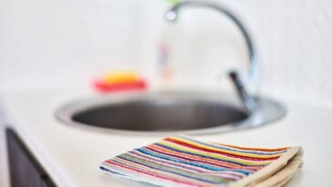 Esse item comum da cozinha pode ser mais sujo que o vaso sanitário