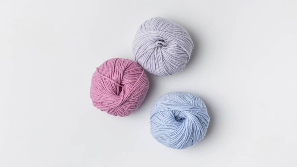 Tapete em crochê com design mandala e fio de algodão grosso para decorar com estilo