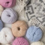 Porta-copos redondos de crochê práticos para proteger e decorar