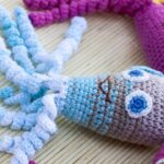 Amigurumi de polvo terapêutico para oferecer conforto e aconchego de milhares de bebês
