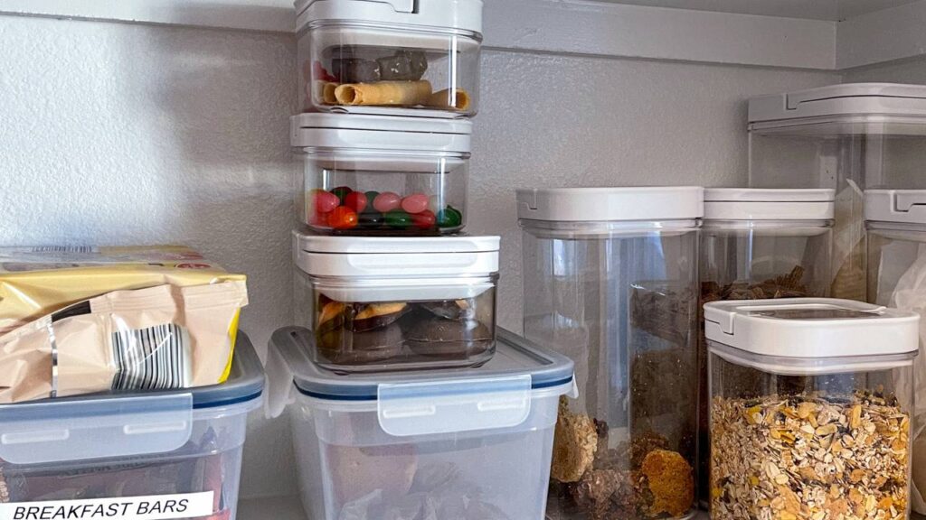 Você nunca mais vai jogar fora potes com mau cheiro depois disso