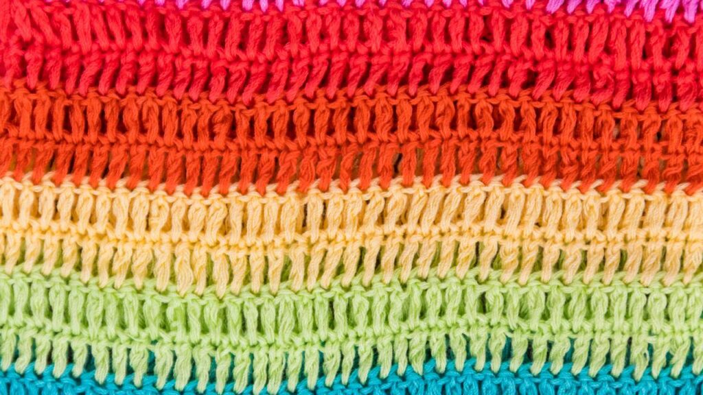 Transforme o enxoval do seu bebê com esse body em crochê feito com amor