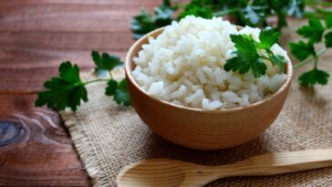 Os especialistas revelam se devemos ou não lavar o arroz antes do cozimento