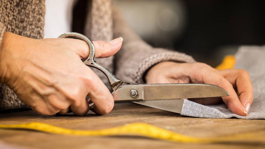 Você nunca mais vai jogar cortinas fora depois de conhecer essas ideias geniais