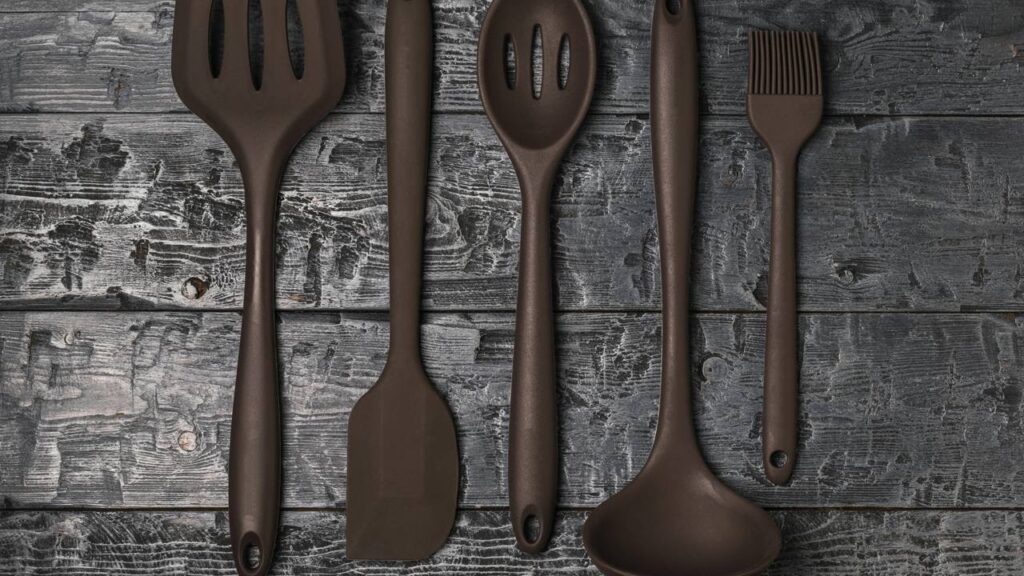 Adeus colher de madeira, esse utensílio está com os dias contados e o motivo é claro
