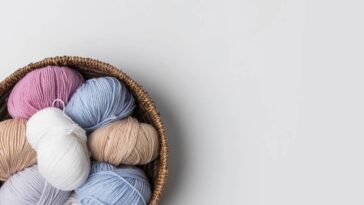 Difusor com crochê branco gelo para perfumar e decorar com elegância