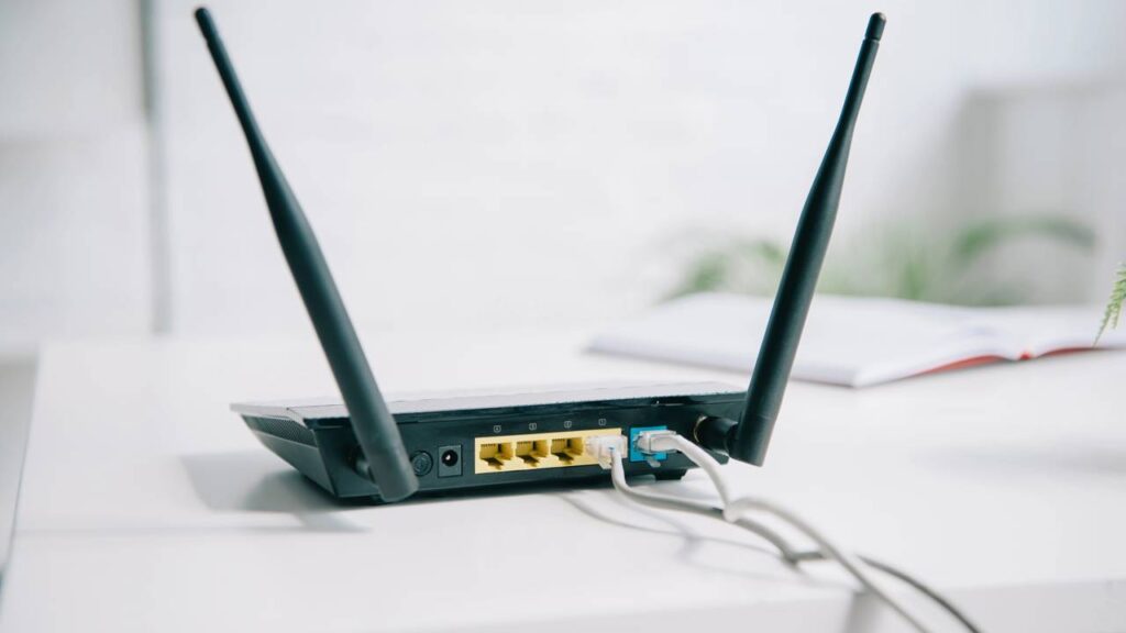 Como fiz para descobrir e bloquear quem usava meu WiFi sem permissão