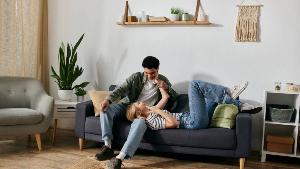 A forma mais segura e eficaz de devolver o brilho ao piso de madeira