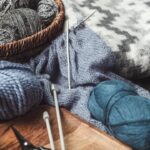 Tapete em crochê com sobras de linha econômico e perfeito para aproveitar materiais