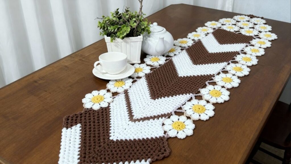 Como fazer caminho de mesa em crochê com acabamento impecável