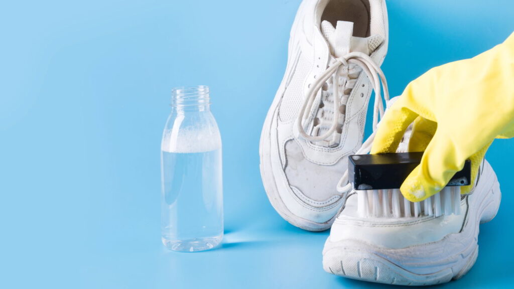 Dicas de cuidados com tênis - Créditos: depositphotos.com / Svetlana_Cherruty